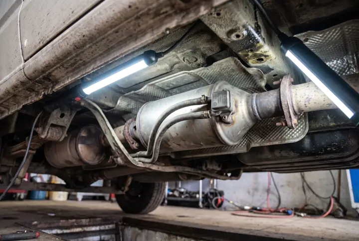 Diagnosing Code P242F on a 2014 Opel Vivaro